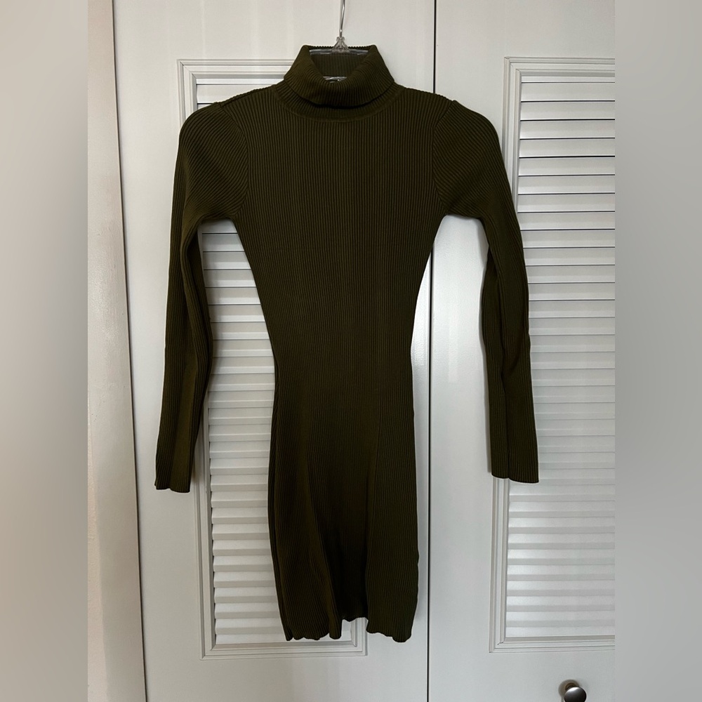 NWOT Form-fitting Mini Dress